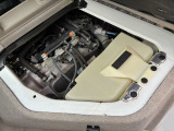 エンジンルームも綺麗です。日産整備士がしっかり整備をしてお渡しします
