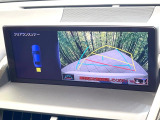 【サイド&バックカメラ】停車・駐車時に死角になりがちな運転席から見えづらいサイドとリアの障害物を確認できます!雨天時や夜間などは特に活躍してくれるアイテムです。