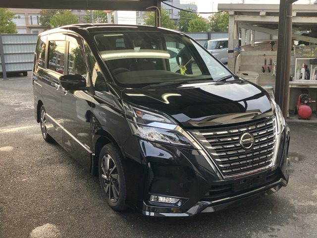 セレナ 2.0 ハイウェイスターV 