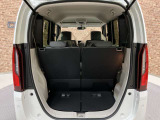 ■充実のアフターサービス■ 車の販売はもちろん、自社整備工場・自社鈑金工場・オイル交換&点検専門店舗を完備しておりますので納車後もお客様のカーライフをトータルでサポートいたします。