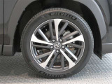 R3年式夏タイヤ225/50R18ミシュラン製です。