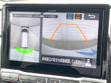 【マルチアラウンドモニター】専用のカメラにより、上から見下ろしたような視点で360度クルマの周囲を確認することができます☆死角部分も確認しやすく、狭い場所での切り返しや駐車もスムーズに行えます。