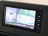 【アラウンドビューモニター】専用のカメラにより、上から見下ろしたような視点で360度クルマの周囲を確認することができます☆死角部分も確認しやすく、狭い場所での切り返しや駐車もスムーズに行えます。