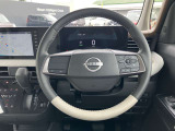 ステアリングスイッチ搭載!ハンドルひとつで手を離さなくても運転中視線をそらさなくても操作が出来て便利です