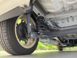 お車を安心してお乗りいただく為には、足回りの定期点検が欠かせません。サービスサポート(有償保証)では無料点検もご提供しており、安心のカーライフをお過ごしいただけるサポート体制が整っています。