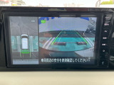 ナビ画面にアラウンドビュ-モニタ-の映像を映し出しています。  狭い場所での車庫入れをサポ-トしてくれる便利アイテムです。