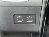 【USBポート】CタイプのUSBポートになります。2つございますので、使い方は自由自在♪