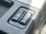 【シートヒーター】寒い日に重宝するシートヒーター!エアコンより早く温まってくれるので寒がりの人も安心ですね♪エアコンの温風は乾燥するから苦手、という方にもをおすすめです。