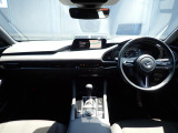 インパネ画像になります。車内は専門業者にて室内クリーニング施工済みなので、大変清潔です。