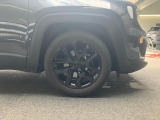 限定車の純正ホイールになります。