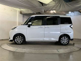 両側パワースライドドア付きだから、狭い駐車スペースなどでの 乗り降りラクラク!小さなお子さまのいるご家庭には嬉しい装備。