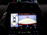 バックガイドモニターで、後方を確認しながら安心して駐車することができます。運転初心者も熟練者も必須の機能ですよ!