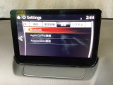 Apple Carplay・Android Auto対応!マツダ コネクト(コマンダーコントロール)でスマートフォンを操作して、通話、音楽を聴いたり、マップで目的地を調べることができます。