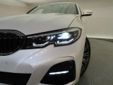 安心のBMW認定中古車は100項目の箇所を徹底的にチェック致します。機械的な箇所や電気系、コンピューターなどをご納車前に点検し、交換基準に達した部品は全て新品に修理返品した後にご納車致します。