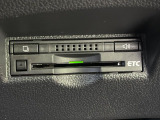 【ETC】高速道路の料金所をストレスなく通過!話題のスポットやサービスエリアに多い「スマートIC」利用時は必須のアイテムです。当店でセットアップを実施、ご納車当日からすぐにご利用いただけます!