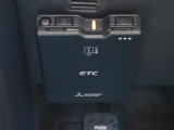 ETCも装備しています。ノンストップで料金所を通過できます。うれしい装備ですよね。
