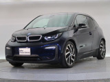 BMWのお車は、走行の安定性とコーナリングの良さを追求し、思い通りにハンドルの操作可能です。試乗車もご用意しておりますので、ぜひ&ldquo;駆け抜ける歓びをご体感ください!