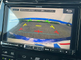 【バックカメラ】駐車時に後方がリアルタイム映像で確認できます。大型商業施設や立体駐車場での駐車時や、夜間のバック時に大活躍!運転スキルに関わらず、今や必須となった装備のひとつです!
