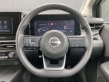 ステアリングスイッチ搭載!ハンドルひとつで手を離さなくても運転中視線をそらさなくても操作が出来て便利です