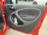 お気軽にお問い合わせください。Tel:075-325-0440 Mobile:070-2313-8676  中古車担当:時女まで
