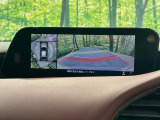 【360&deg;ビューモニター】専用のカメラにより、上から見下ろしたような視点で360度クルマの周囲を確認することができます☆死角部分も確認しやすく、狭い場所での切り返しや駐車もスムーズに行えます。