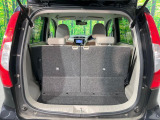 普段のお買い物や通勤、送迎等に十分な荷室スペースを確保しております。セカンドシートを倒すと、大きな荷物の積載も可能です♪