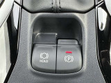 ★電動パーキングブレーキ★スイッチで作動・解除。「P」シフトで自動作動、「P」シフト以外にシフトで解除されるオート機能!