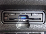 ■【ETC車載器】が装備されています。セットアップをしてお渡しとなり、ETCカードを差し込むだけで高速道路の利用が可能です。