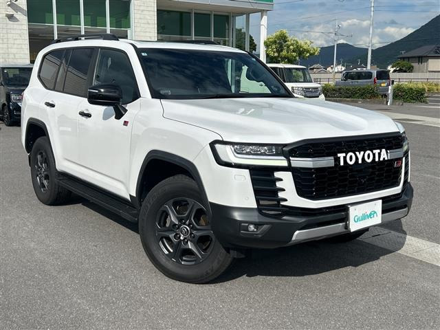 ランドクルーザー300 3.5 GRスポーツ 4WD サンルーフ 修復歴無し
