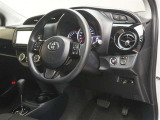 ハンドルは軽やかに回り、気持ちよく運転が出来ます!