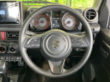 【純正革巻きステアリング】上質な革を使用することで、手にしっかり馴染みとても運転しやすいハンドルです♪