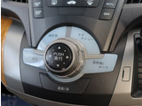 【車屋】として、長く車業界に従事した経験豊富なスタッフが多数在籍しております。