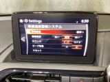 車両が車線を踏み越えそうであると判断すると、ビープ音により警告。ドライバーの素早い回避操作をサポート致します。