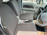 運転席まわりになります。実際に乗って頂き乗り心地をご体験してみてください。