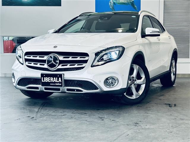 GLAクラス GLA220 4マチック 4WD 4WD サンルーフ