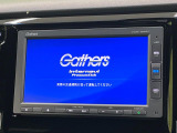 【純正ナビ】人気の純正ナビを装備。オーディオ機能も充実しており、Bluetooth接続すればお持ちのスマホやMP3プレイヤーの音楽を再生可能!毎日の運転がさらに楽しくなります!!