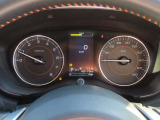 インフォメーションディスプレイを備えた、見やすいメーターパネルです!走行距離は49,176kmです!