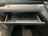 薄型のティッシュBOXなどが収納出来ます。小物入れとしても使えるので便利です。