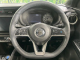 【純正革巻きステアリング】上質な革を使用することで、手にしっかり馴染みとても運転しやすいハンドルです♪