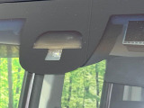 【シティブレーキアクティブシステム】低速走行中に前方の車両等を認識し、衝突しそうな時は警報とブレーキで衝突回避と被害軽減をアシスト。より安全にドライブをお楽しみいただけます。