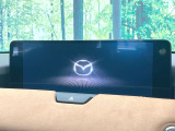 【純正ナビ】人気の純正ナビを装備。オーディオ機能も充実しており、Bluetooth接続すればお持ちのスマホやMP3プレイヤーの音楽を再生可能!毎日の運転がさらに楽しくなります!!