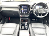 XC40 B4 AWD インスクリプション 4WD 