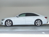店舗近くのストックヤードには約20台から30台の在庫があり事前にご連絡を頂ければその車両も実際に見て頂く事ができます。詳しくは0078-6002-900146中古車スタッフまで