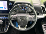 【ステアリングスイッチ】運転中、前方から目線をそらすことなく、オーディオ等の操作が可能な便利機能!安心&快適なドライブを演出してくれます♪