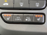 【シートヒーター】寒い日に重宝するシートヒーター!エアコンより早く温まってくれるので寒がりの人も安心ですね♪エアコンの温風は乾燥するから苦手、という方にもをおすすめです。