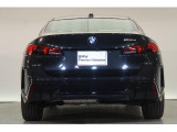 BMWのお車は、走行の安定性とコーナリングの良さを追求し、思い通りにハンドルの操作可能です。試乗車もご用意しておりますので、ぜひ&ldquo;駆け抜ける歓びをご体感ください!