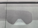 【エマージェンシーブレーキ】走行中に前方の車両等を認識し、衝突しそうな時は警報とブレーキで衝突回避と被害軽減をアシスト。より安全にドライブをお楽しみいただけます。