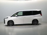 両側パワースライドドア付きだから、狭い駐車スペースなどでの 乗り降りラクラク!小さなお子さまのいるご家庭には嬉しい装備。