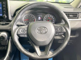 【ステアリングスイッチ】運転中、前方から目線をそらすことなく、オーディオ等の操作が可能な便利機能!安心&快適なドライブを演出してくれます♪
