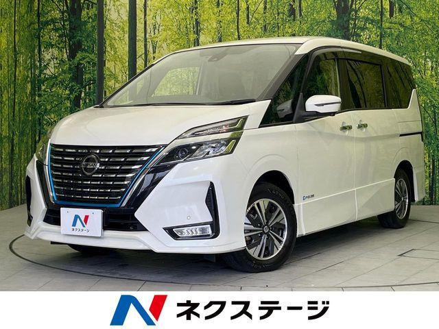 セレナ 1.2 e-POWER ハイウェイスターV 